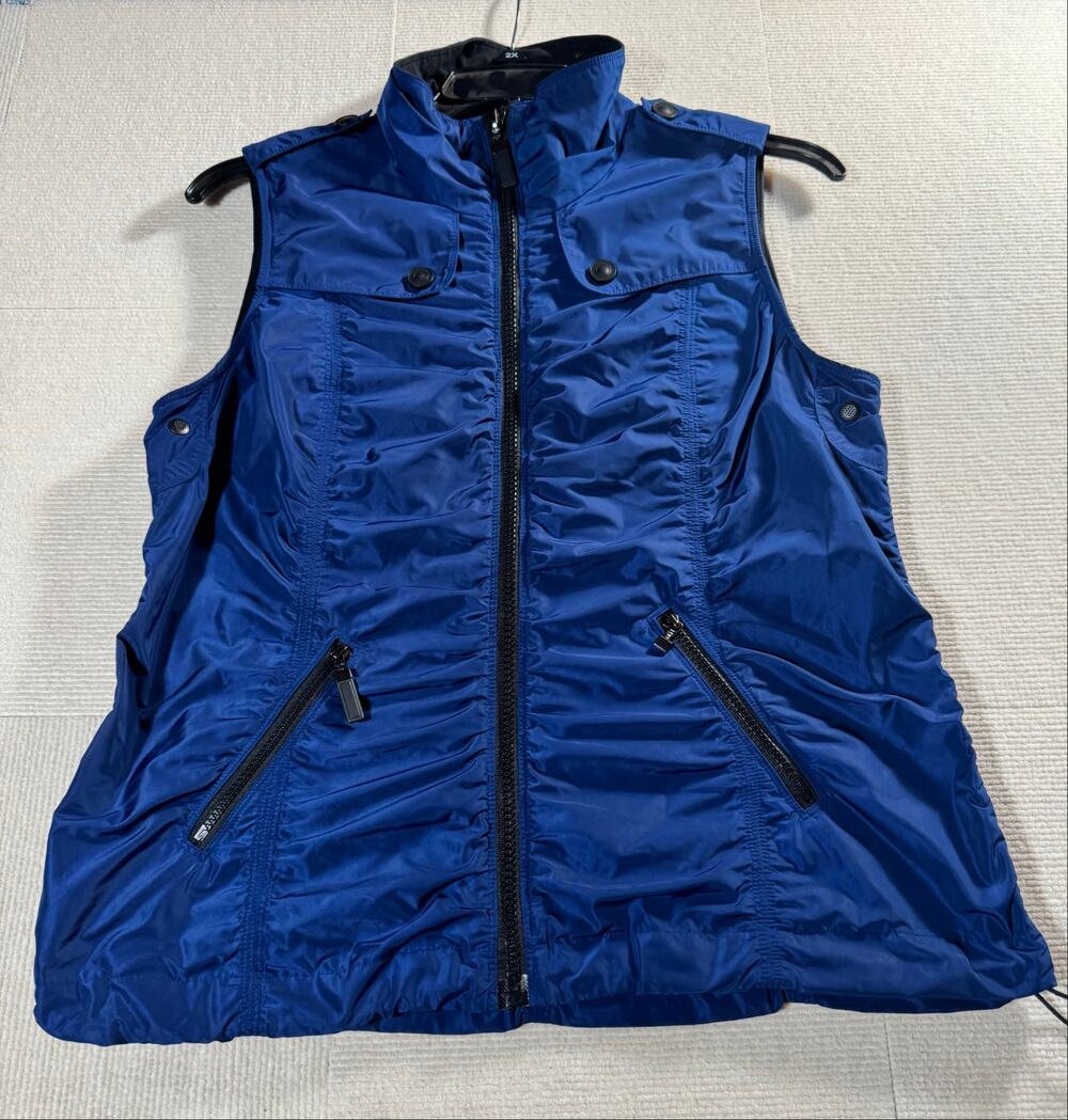 Zenergy by Chico Women's Large Vest Rebecca Ruched Zip Pockets Ventilated Blue
